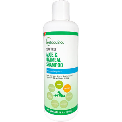 Vetoquinol Care Aloe & Oatmeal Shampoo