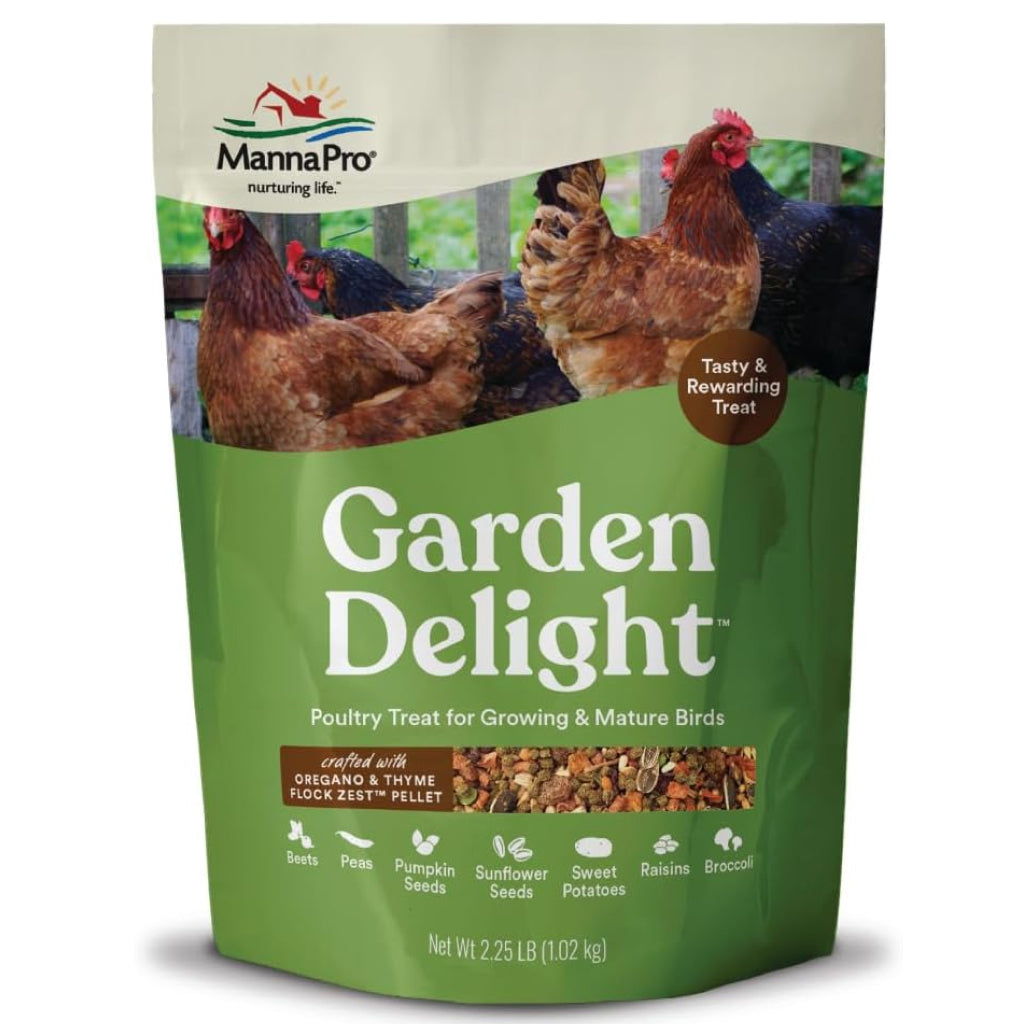 Manna Pro Garden Delight Poultry Treats for Chickens (2.25 lb)